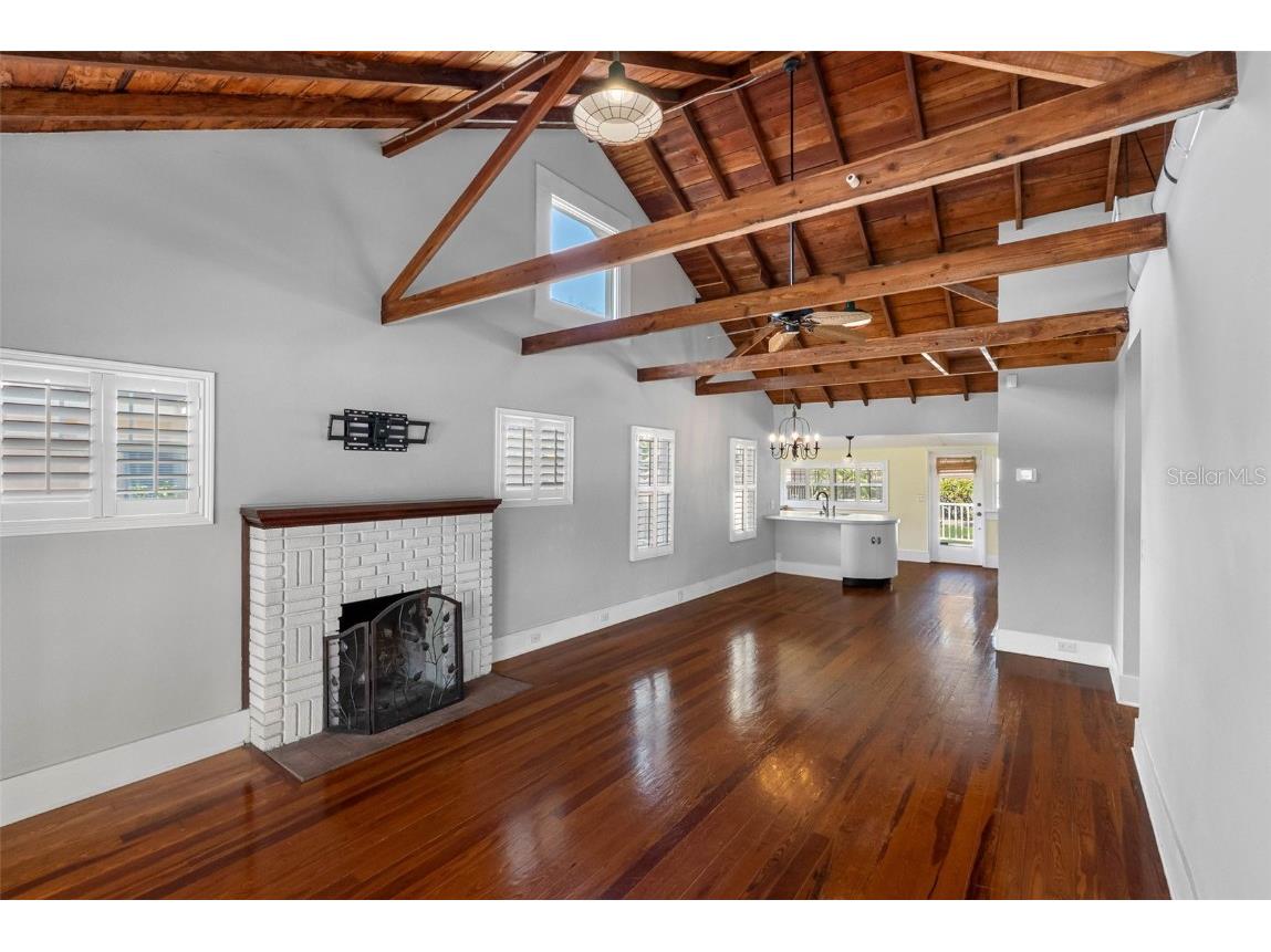 326 Wildwood Way Belleair FL 33756 TB8450916 image5