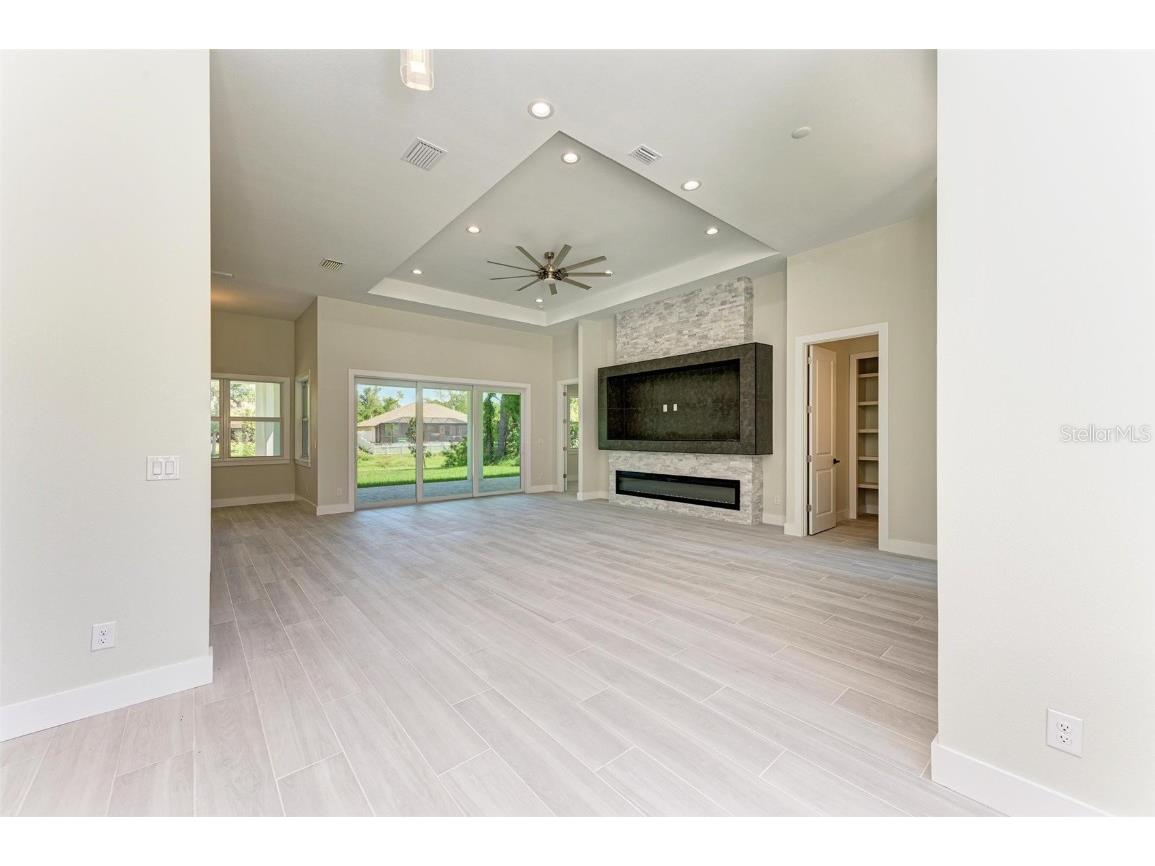 3260 Abbotsford Street North Port FL 34287 A4674812 image25