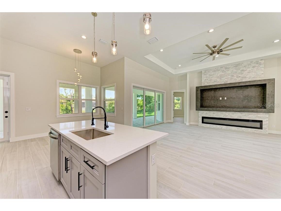 3260 Abbotsford Street North Port FL 34287 A4674812 image30