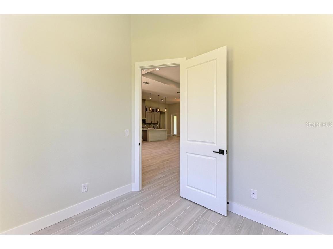 3260 Abbotsford Street North Port FL 34287 A4674812 image52