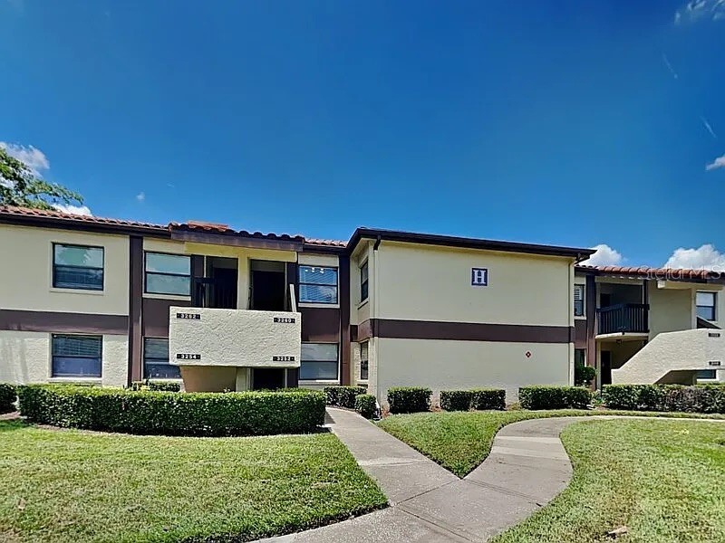 3260 Candle Ridge Drive #202 Orlando FL 32822 O6336418 image1
