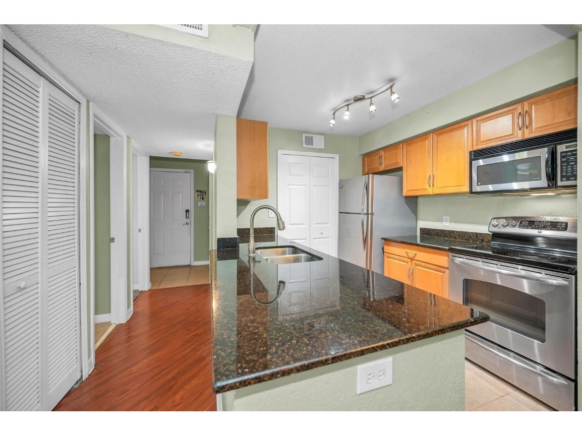 3261 Haviland Court #203 Palm Harbor FL 34684 W7881806 image14