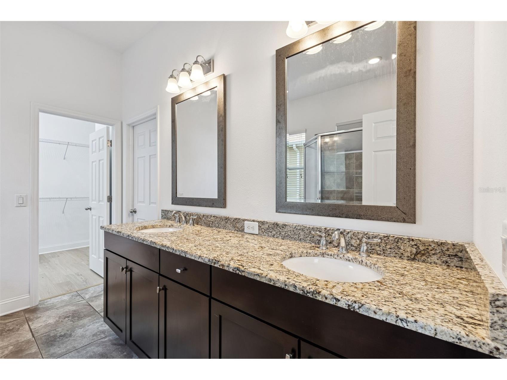 32613 Summerglade Drive Wesley Chapel FL 33545 TB8476423 image34