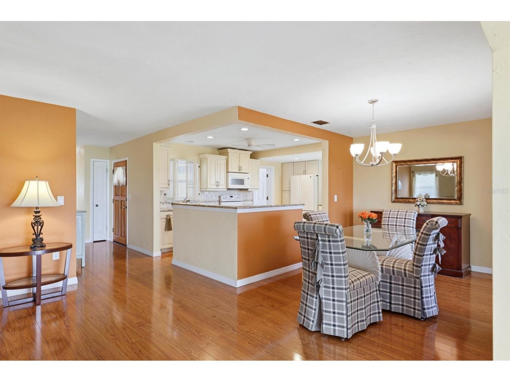3262 Brockton Lane #608 Sarasota FL 34239 A4696157 image12