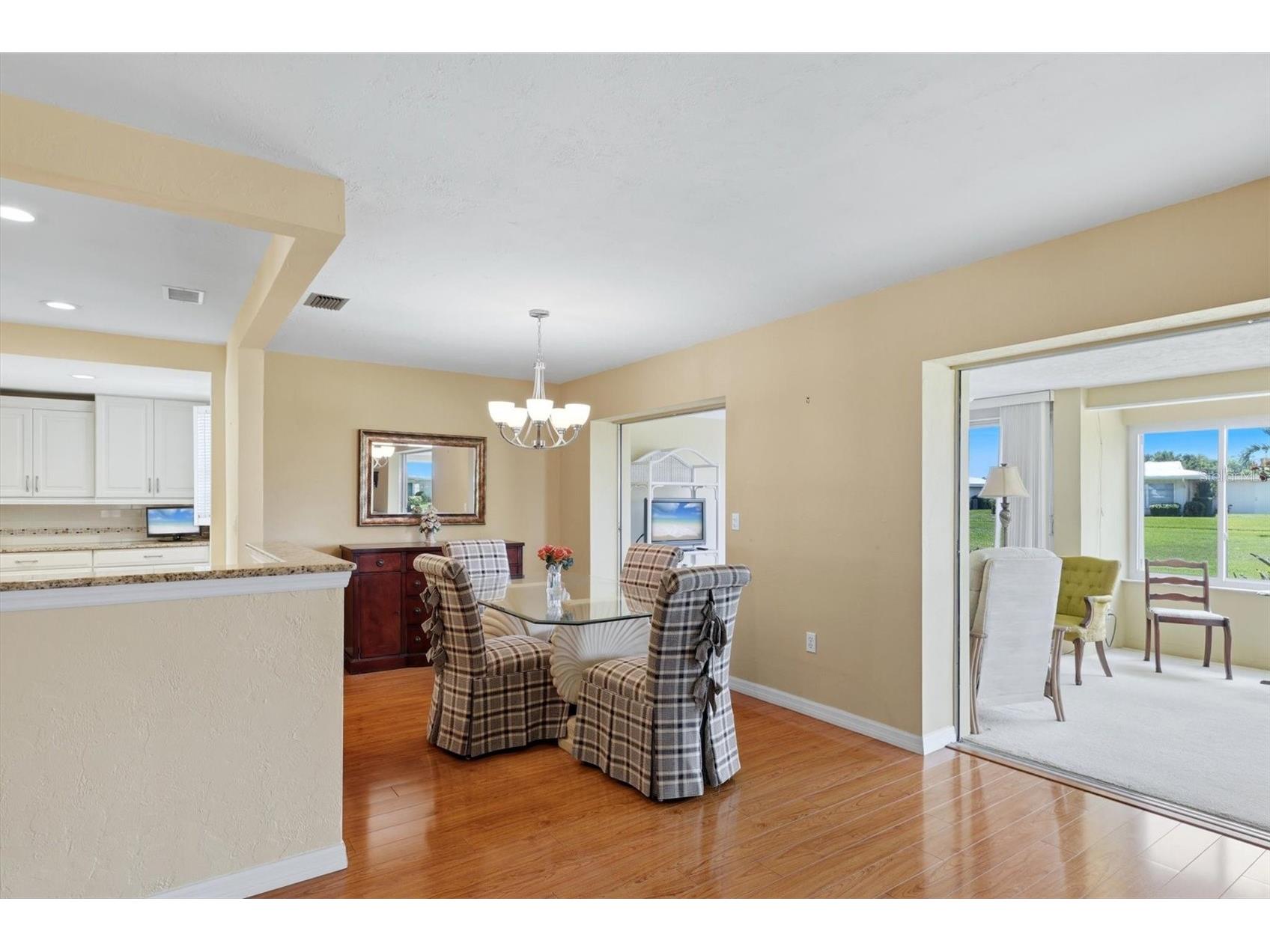 3262 Brockton Lane #608 Sarasota FL 34239 A4696157 image13