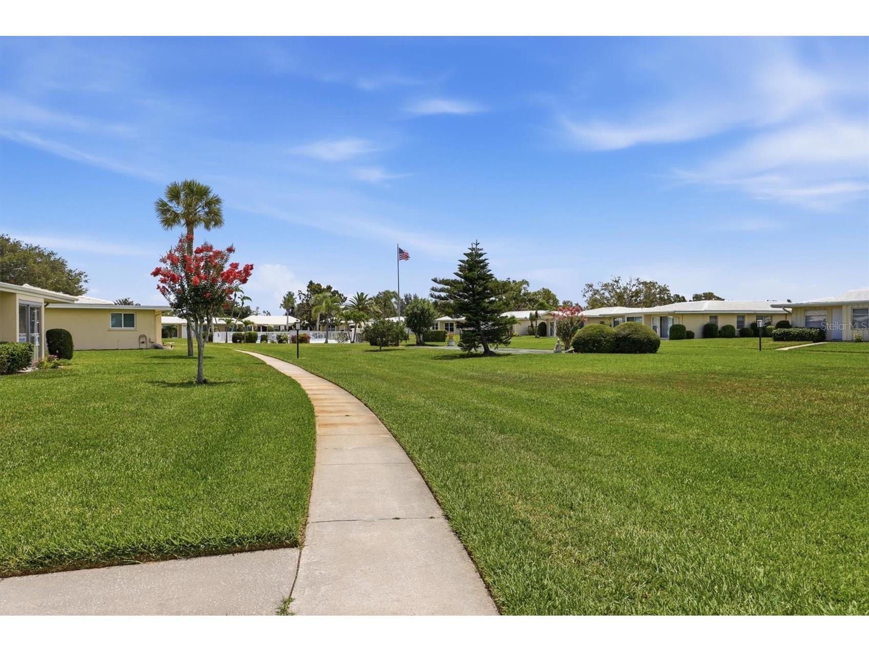 3262 Brockton Lane #608 Sarasota FL 34239 A4696157 image29
