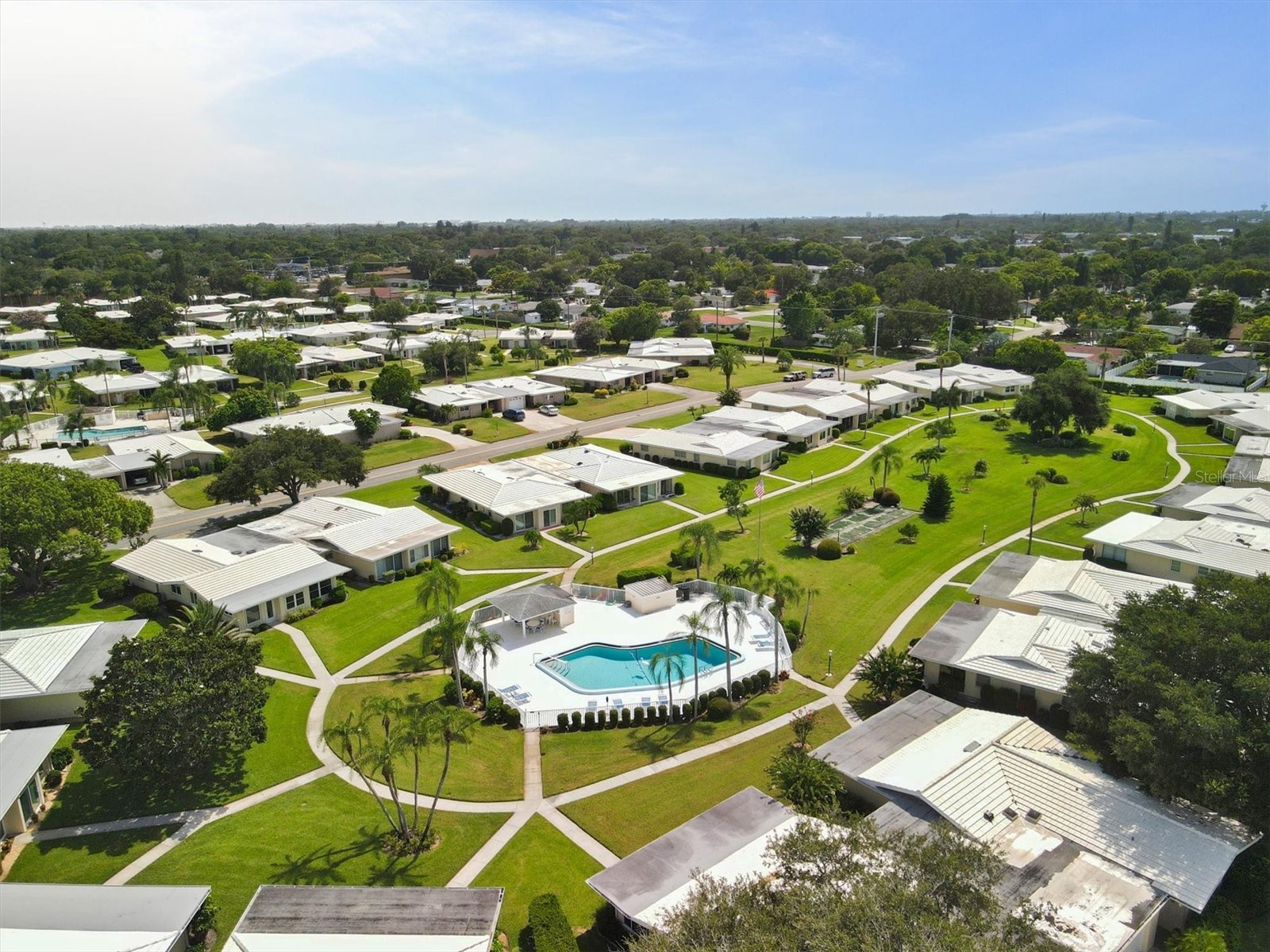 3262 Brockton Lane #608 Sarasota FL 34239 A4696157 image33