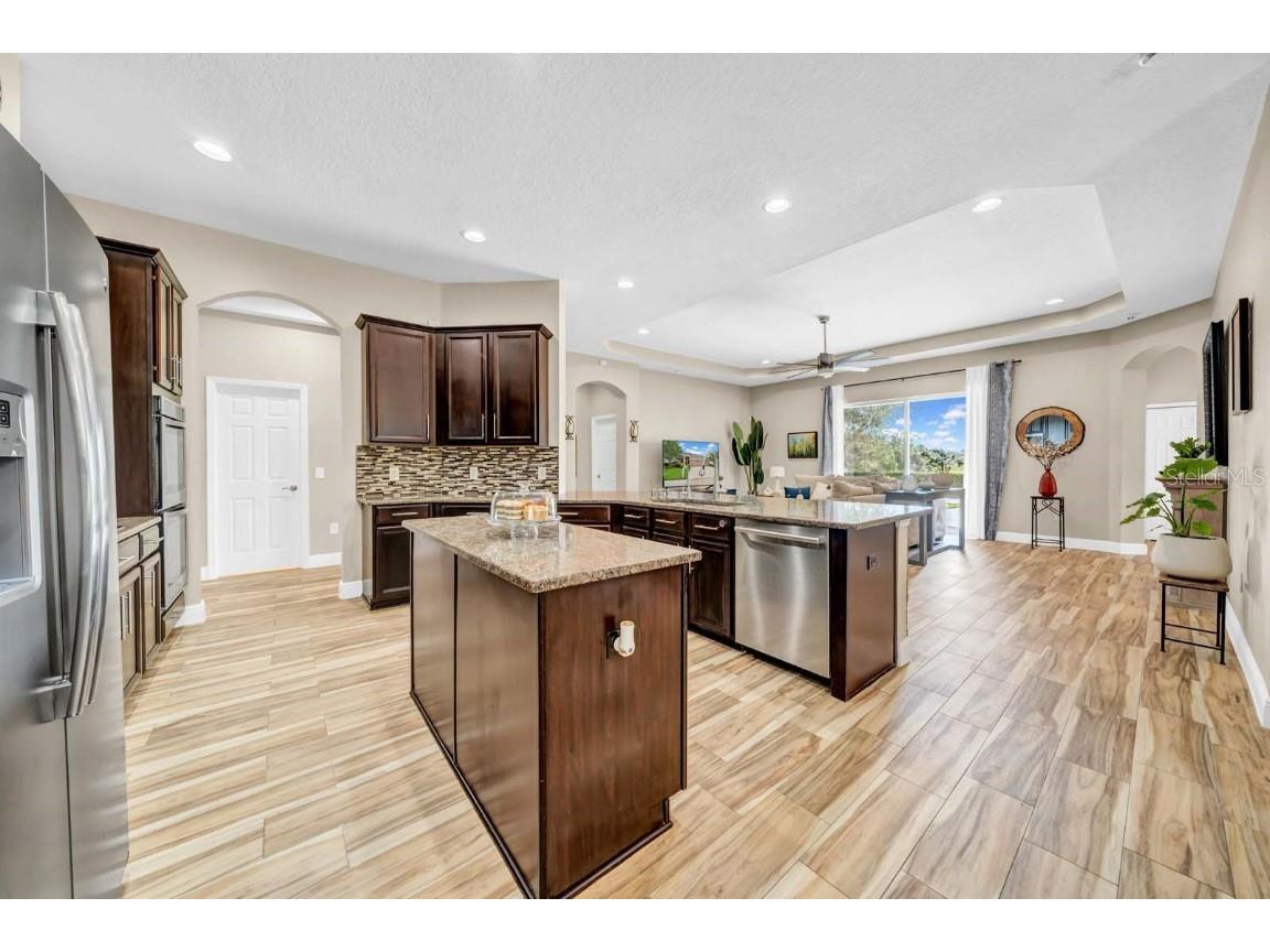 32624 Summerglade Drive Wesley Chapel FL 33545 TB8395789 image12