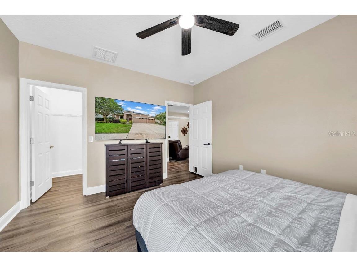 32624 Summerglade Drive Wesley Chapel FL 33545 TB8395789 image46