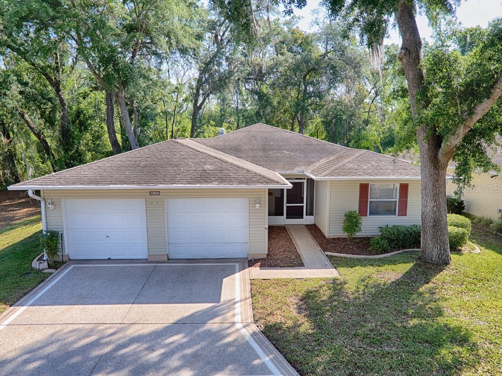 32628 Oak Park Drive Leesburg FL 34748 G5067000 image1