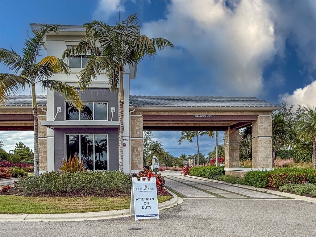 3263 Alba Circle Bradenton FL 34211 A4670447 image3