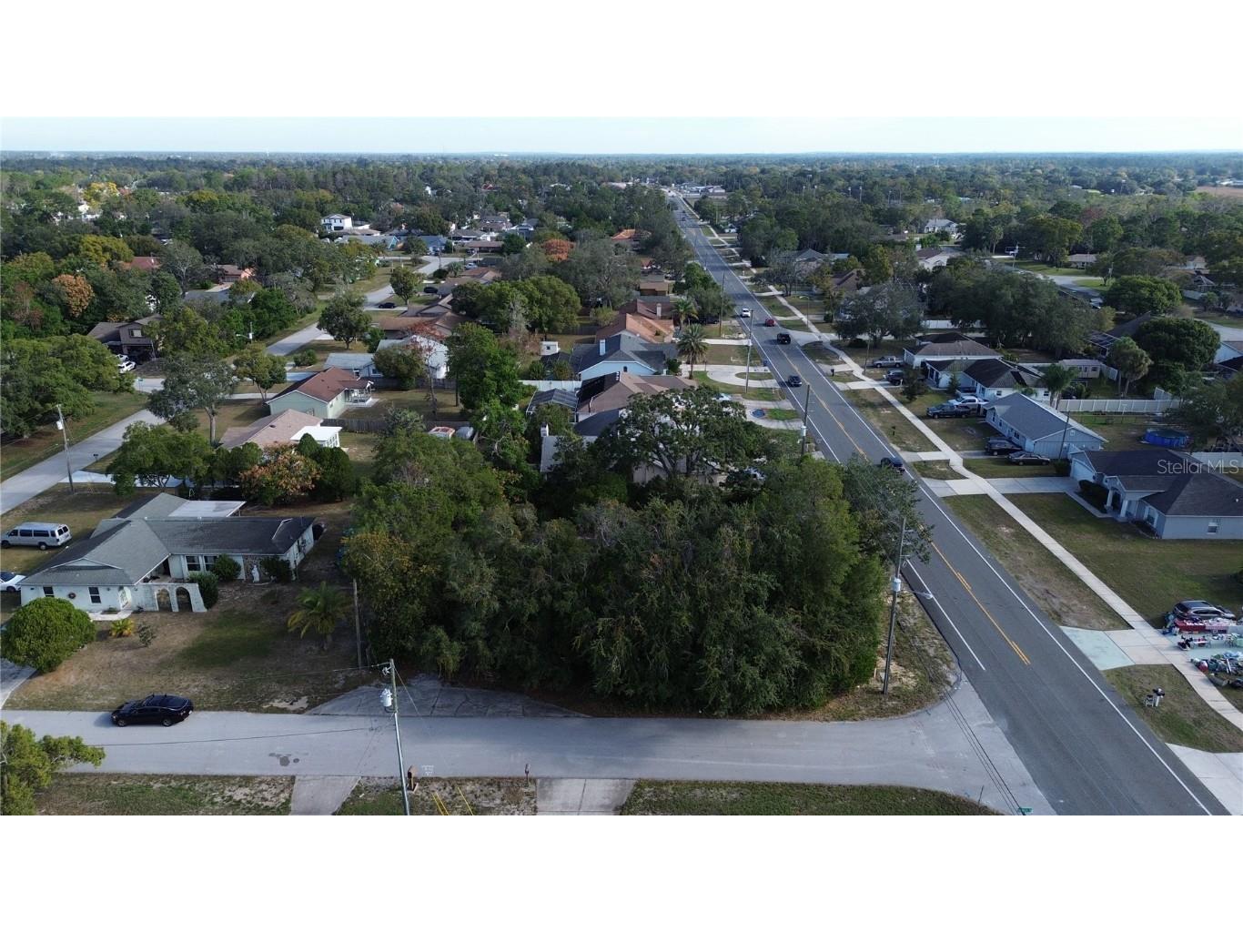 3263 Deltona Boulevard Spring Hill FL 34606 TB8444854 image3