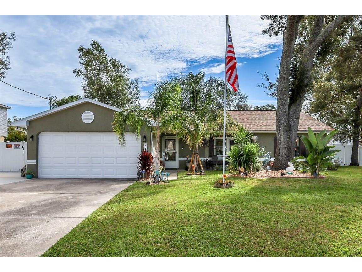 3264 Montano Avenue Spring Hill FL 34609 W7858612 image1