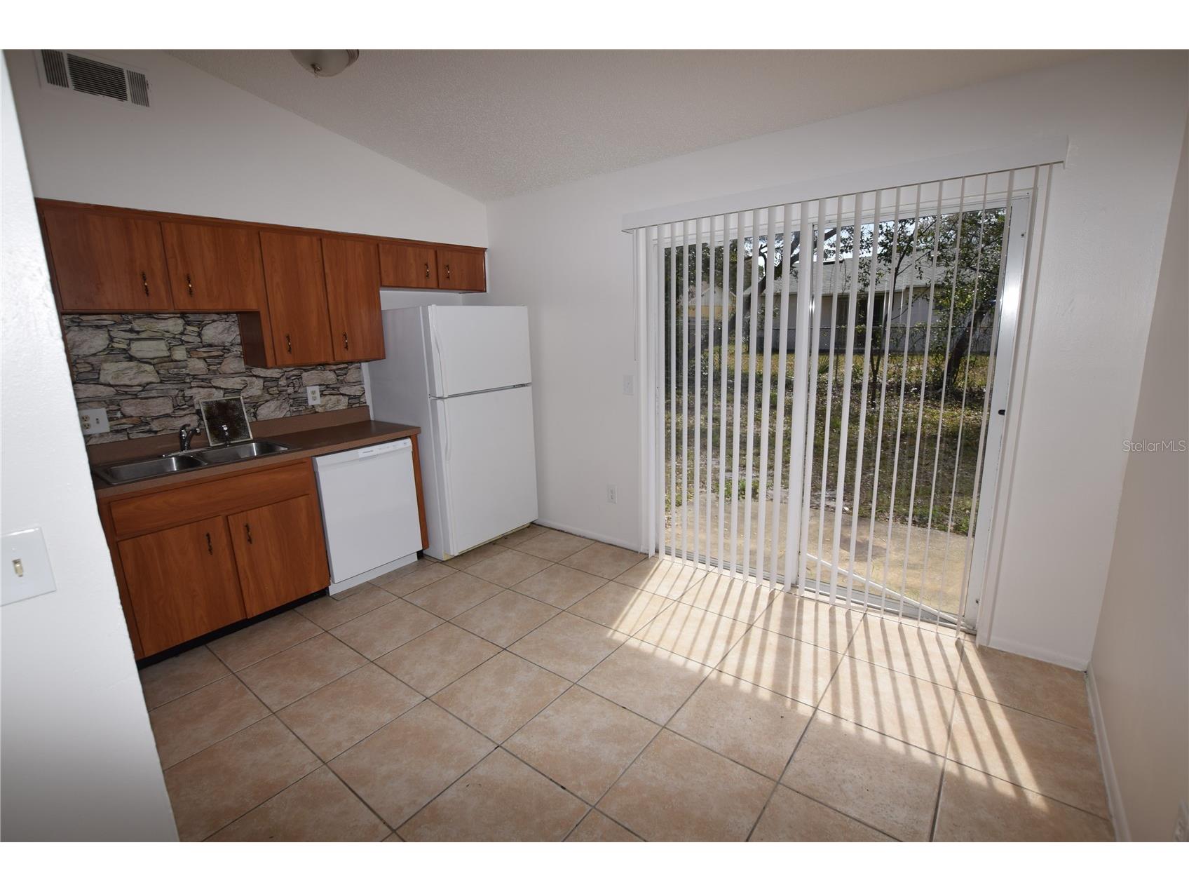 3264 Split Willow Drive Orlando FL 32808 O6416997 image7