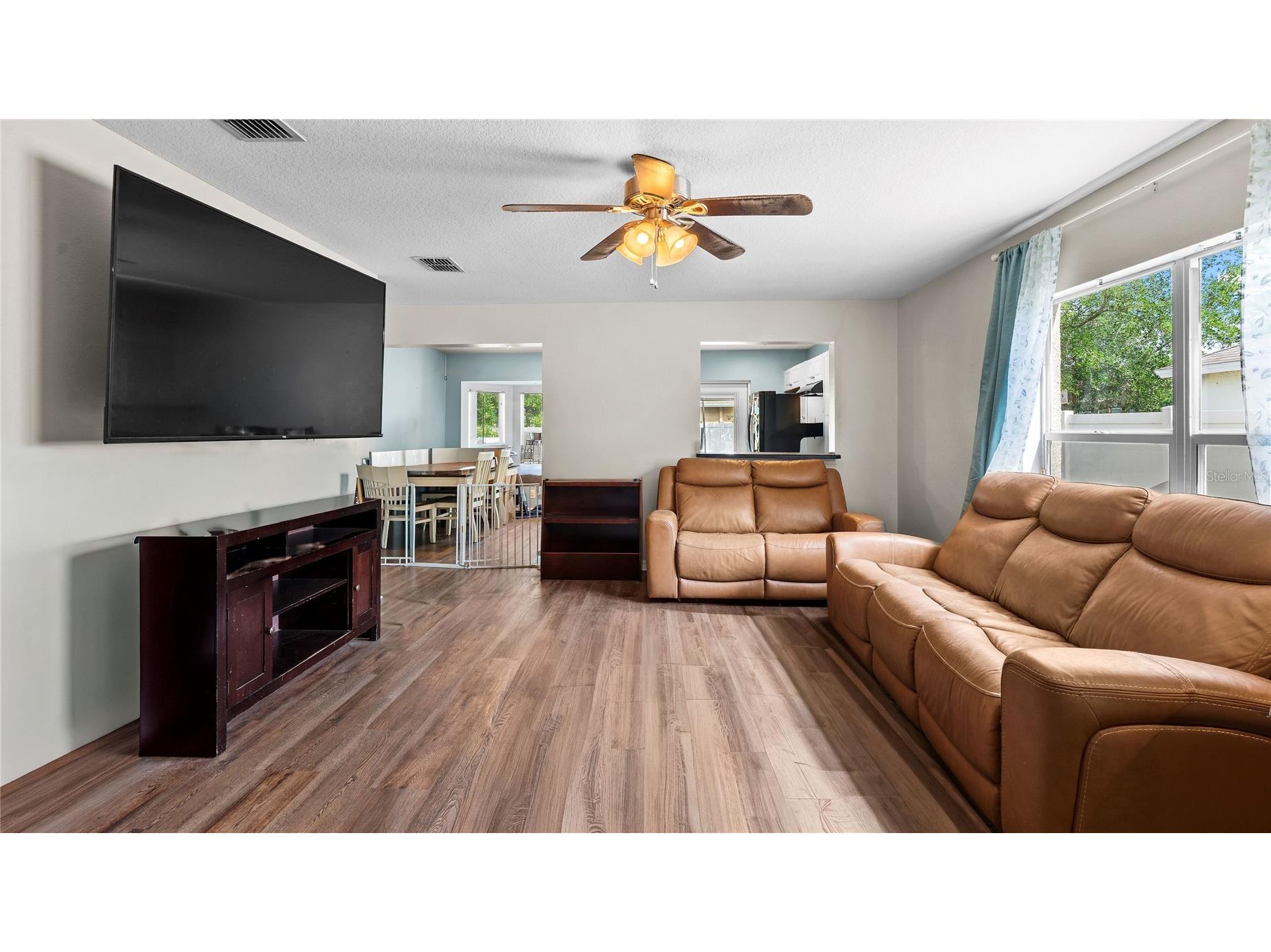 32643 Coldwater Creek Loop Wesley Chapel FL 33545 S5143583 image4