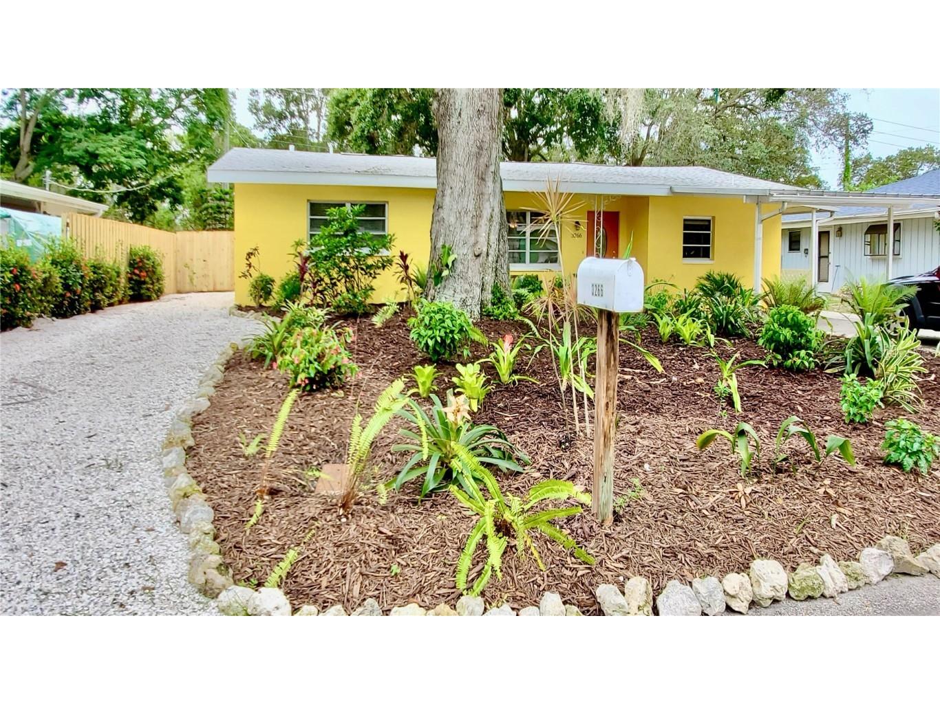 3266 Jolson Drive #A Sarasota FL 34237 - LIDO BEACH & SIESTA KEY BEACH A4658182 image1