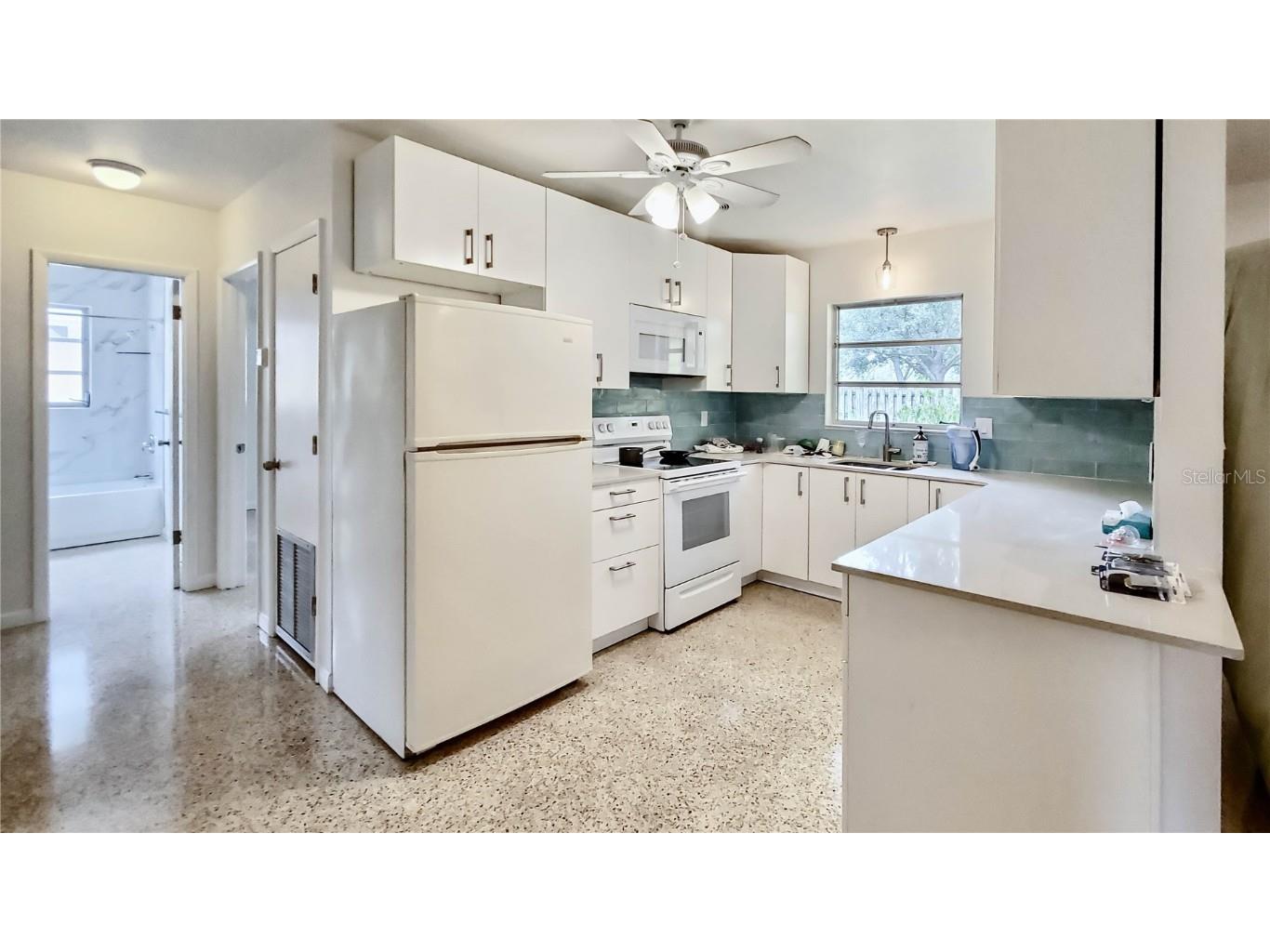 3266 Jolson Drive #A Sarasota FL 34237 - LIDO BEACH & SIESTA KEY BEACH A4658182 image6