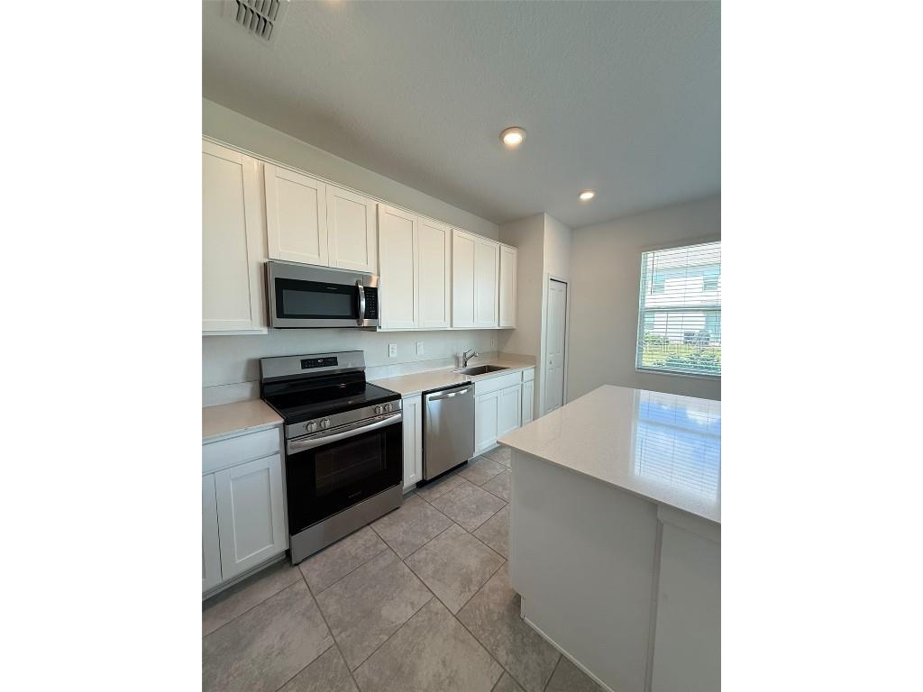 3266 Laurent Loop Davenport FL 33837 S5135081 image6