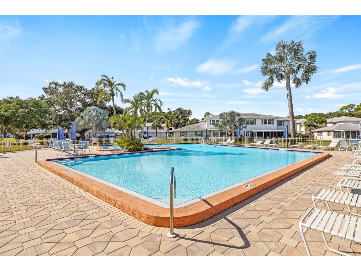 3267 39th Street S #B Saint Petersburg FL 33711 TB8445031 image25