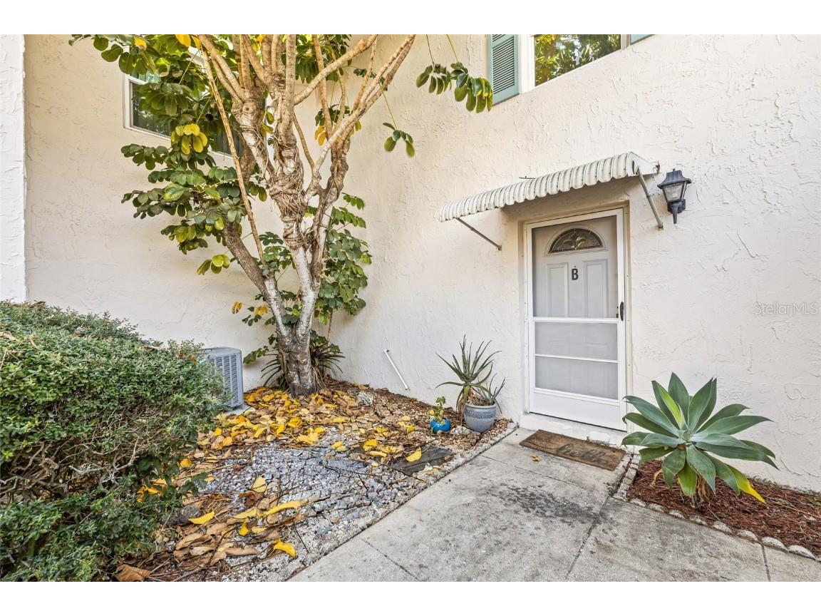 3267 39th Street S #B Saint Petersburg FL 33711 TB8445031 image3