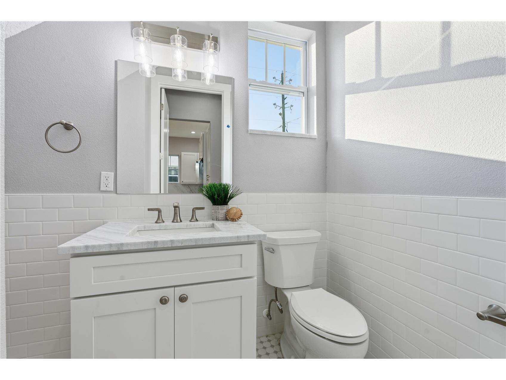 3267 Emerson Avenue S Saint Petersburg FL 33712 TB8477535 image7