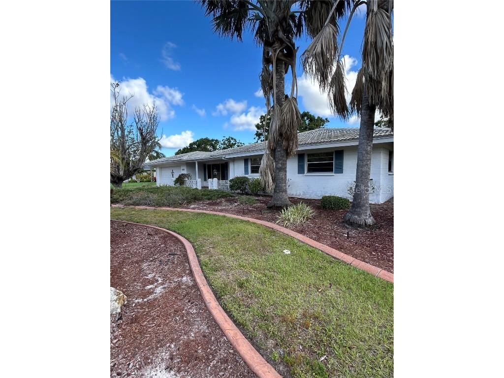 3267 Pine Valley Drive Sarasota FL 34239 A4652706 image1
