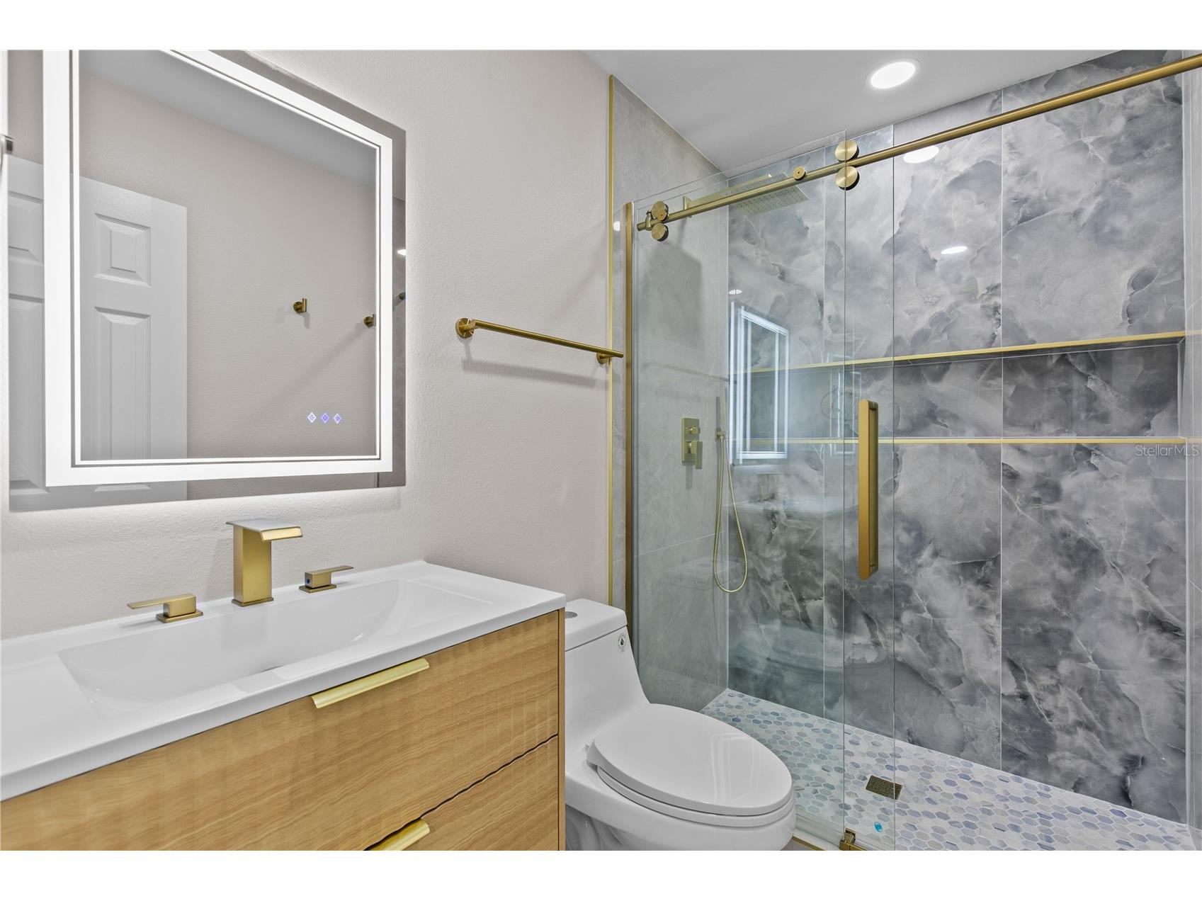 3267 S Peninsula Drive Daytona Beach FL 32118 O6384034 image19