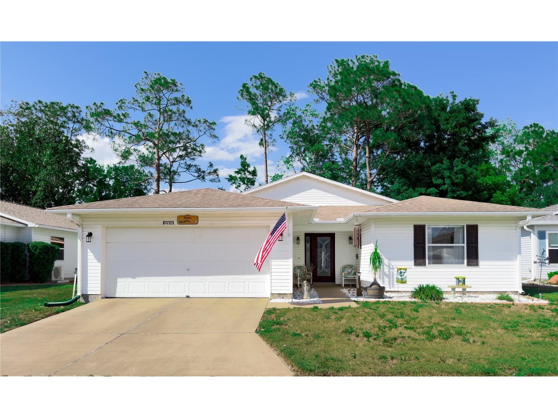 32676 Oak Park Drive Leesburg FL 34748 G5111662 image1