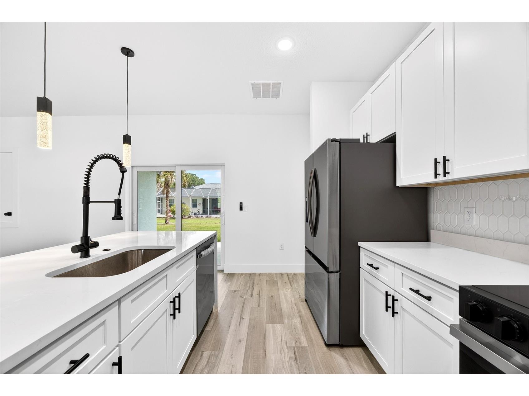3268 Tishman Avenue North Port FL 34286 C7525463 image10