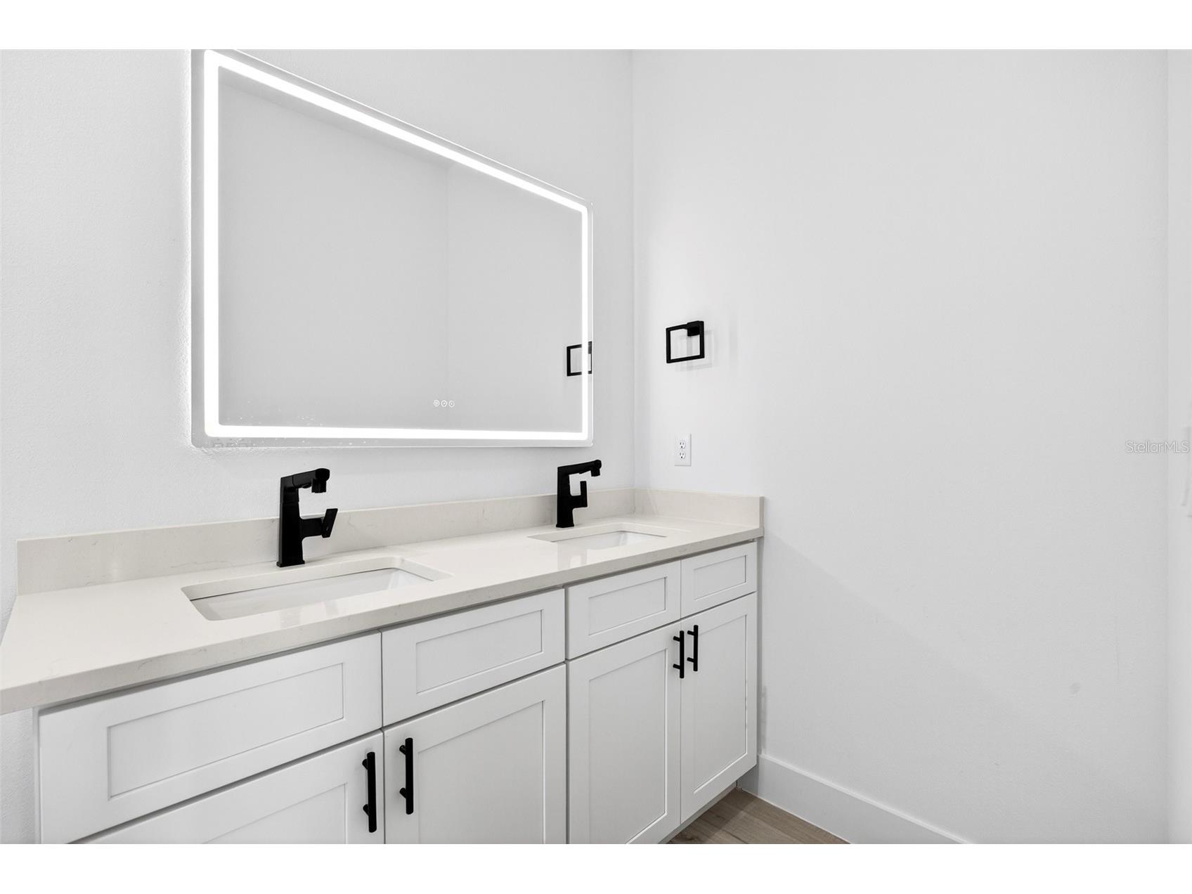 3268 Tishman Avenue North Port FL 34286 C7525463 image14