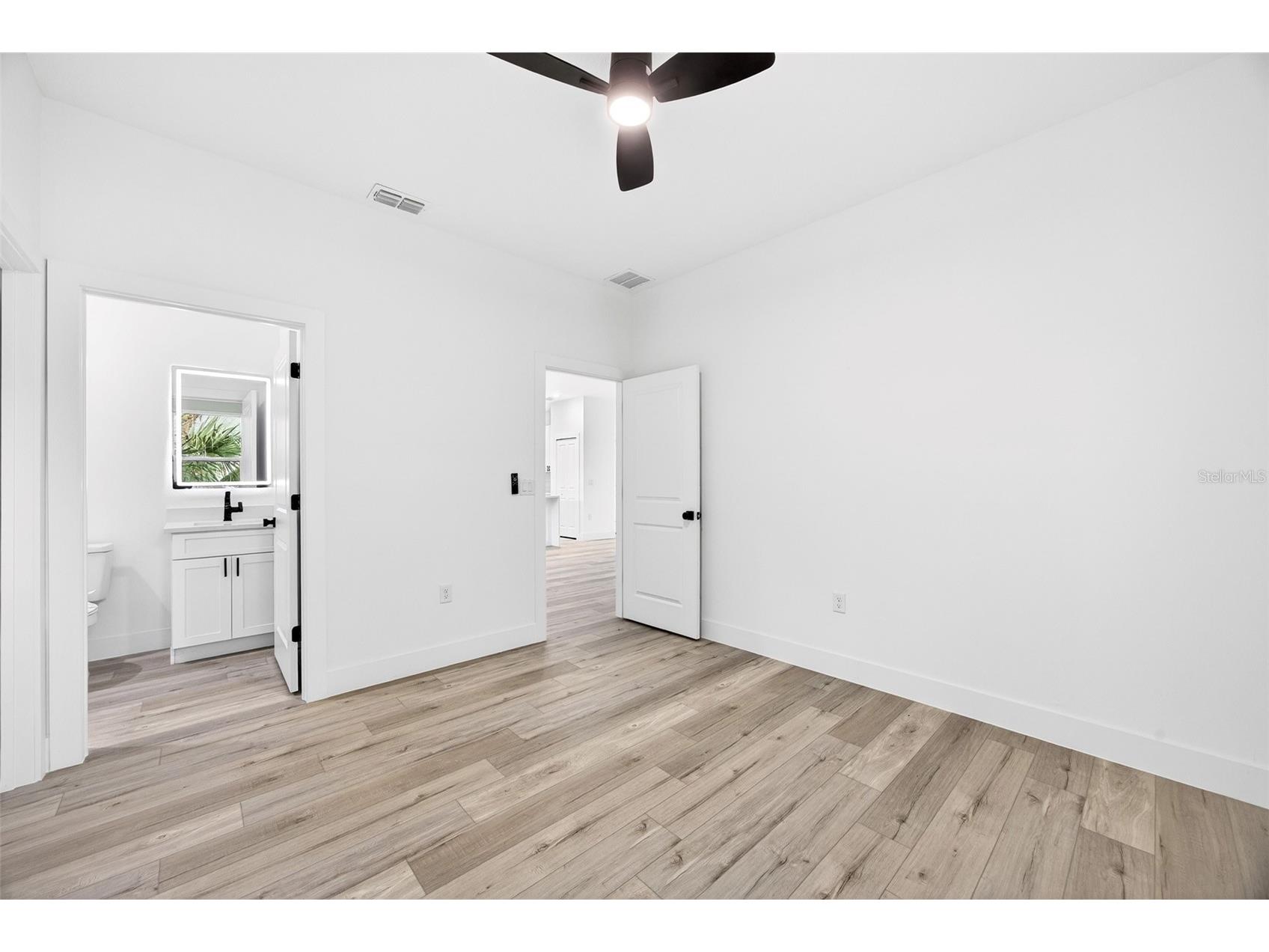 3268 Tishman Avenue North Port FL 34286 C7525463 image17