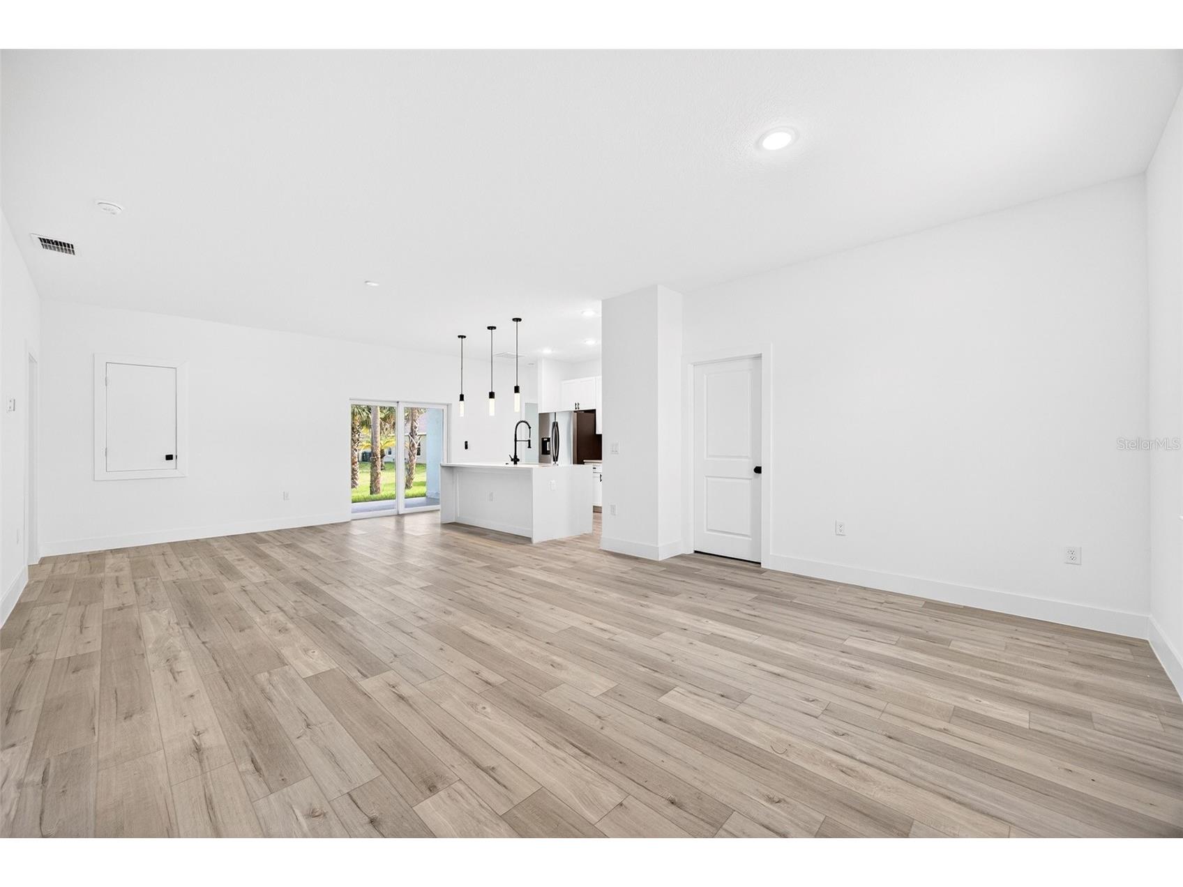 3268 Tishman Avenue North Port FL 34286 C7525463 image5