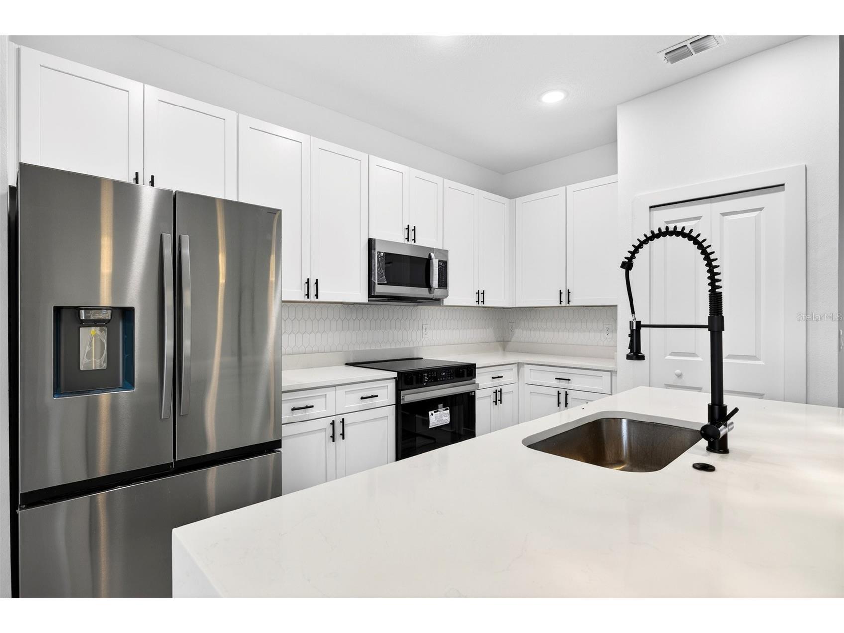 3268 Tishman Avenue North Port FL 34286 C7525463 image8