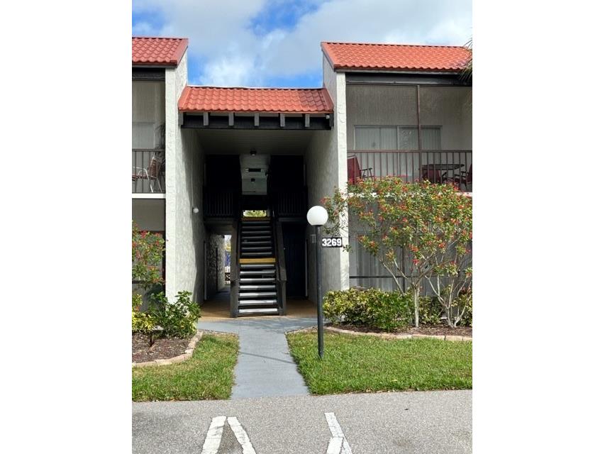 3269 Beneva Road #102 Sarasota FL 34232 A4558334 image1