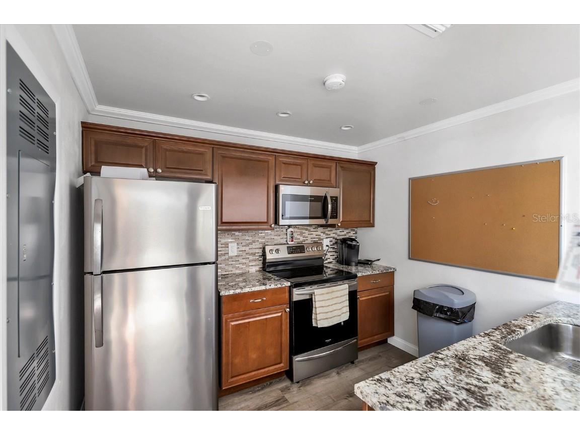 3269 Beneva Road #203 Sarasota FL 34232 A4652265 image16