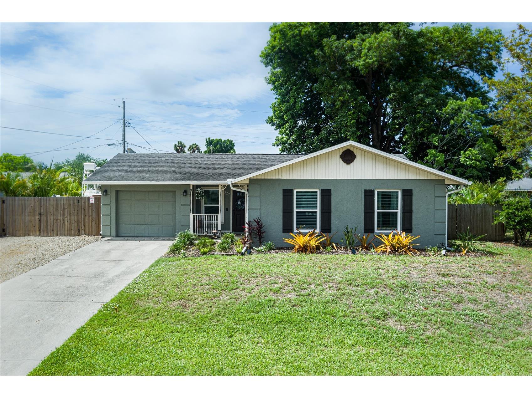 327 43rd Street Boulevard W Palmetto FL 34221 A4695384 image2