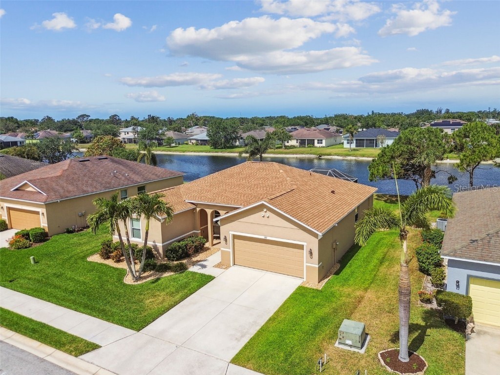 327 64th Avenue Circle E Bradenton FL 34203 A4651924 image1