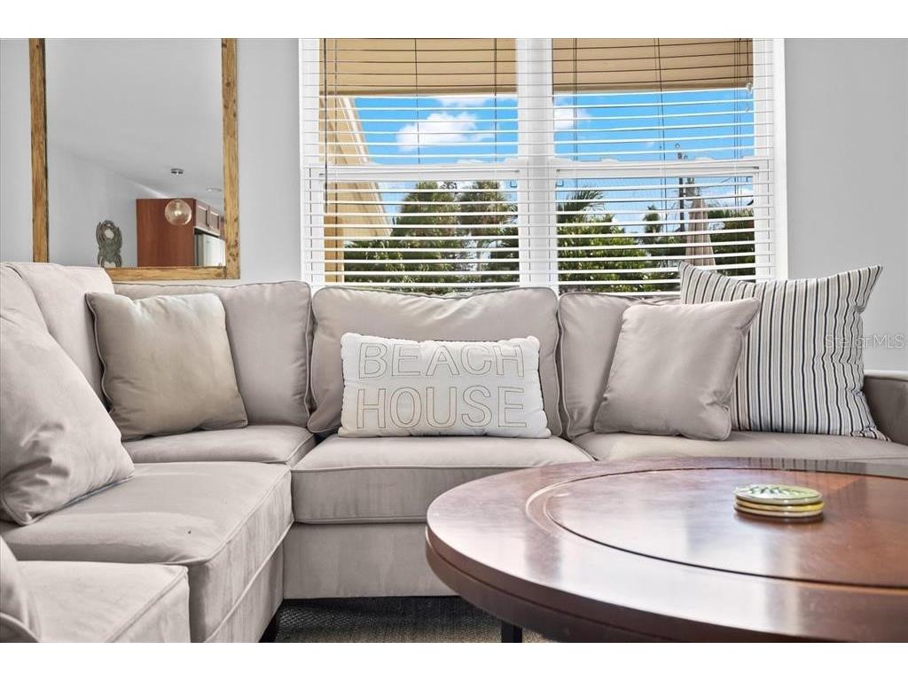 327 Avenida Milano Sarasota FL 34242 A4640458 image11