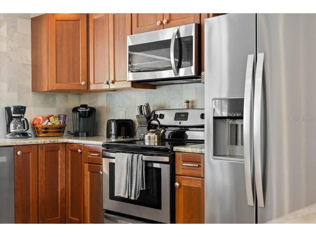 327 Avenida Milano Sarasota FL 34242 A4640458 image17