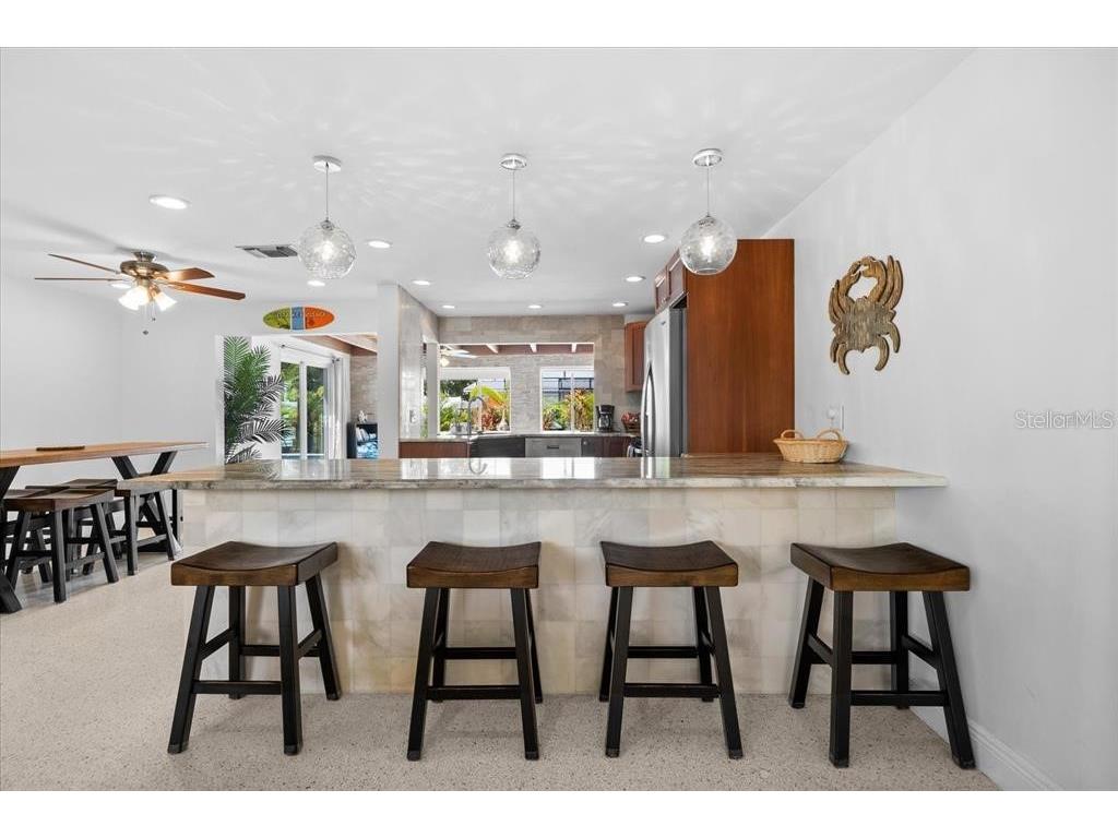 327 Avenida Milano Sarasota FL 34242 A4640458 image19