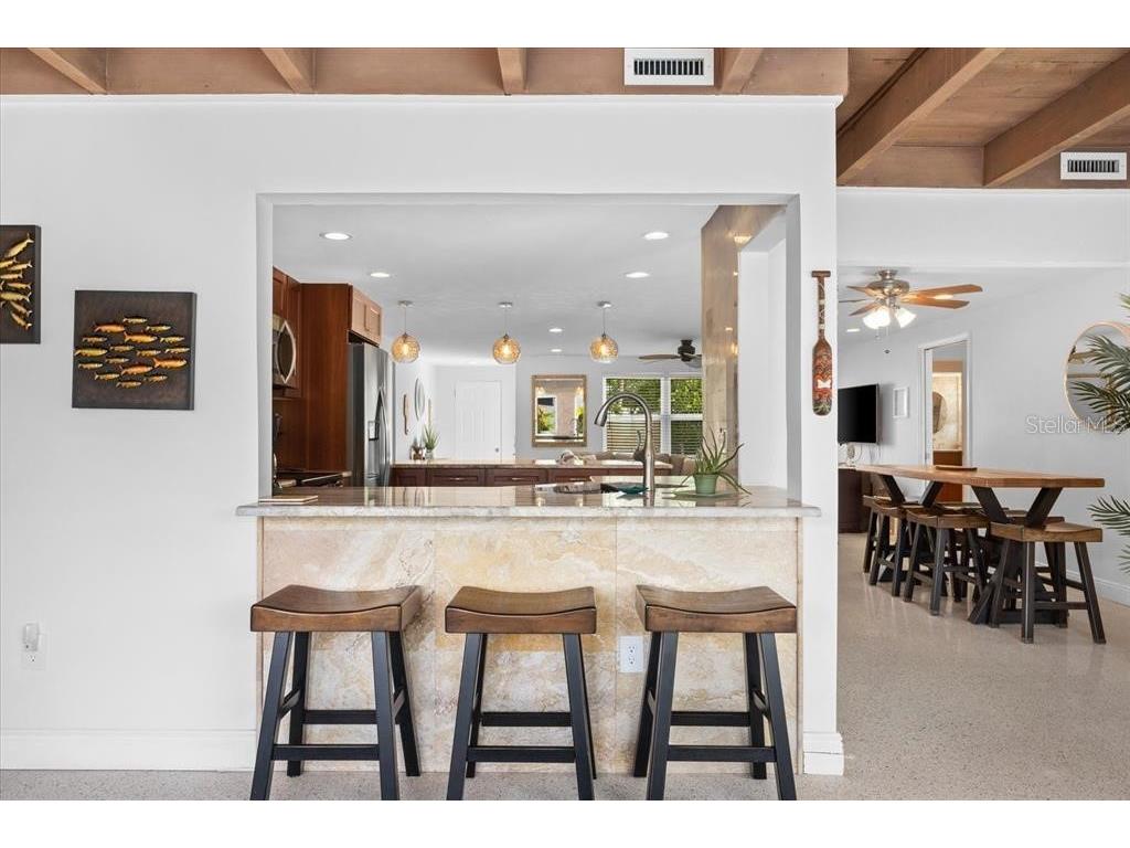 327 Avenida Milano Sarasota FL 34242 A4640458 image20