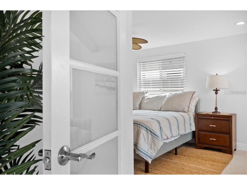 327 Avenida Milano Sarasota FL 34242 A4640458 image30