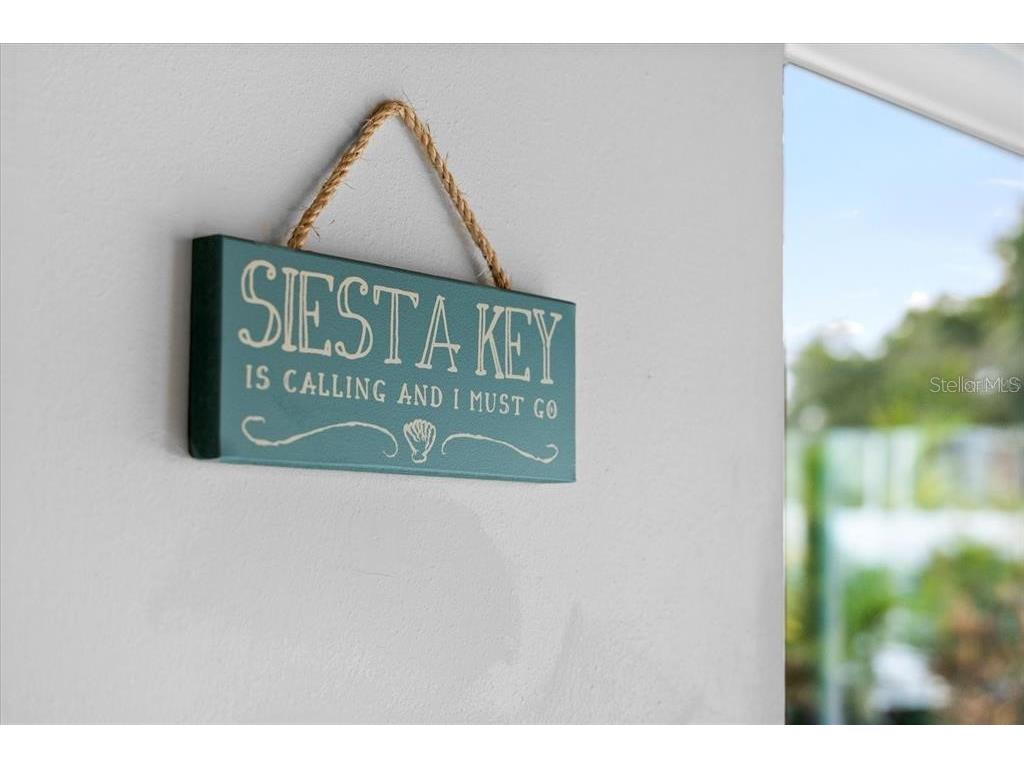 327 Avenida Milano Sarasota FL 34242 A4640458 image57