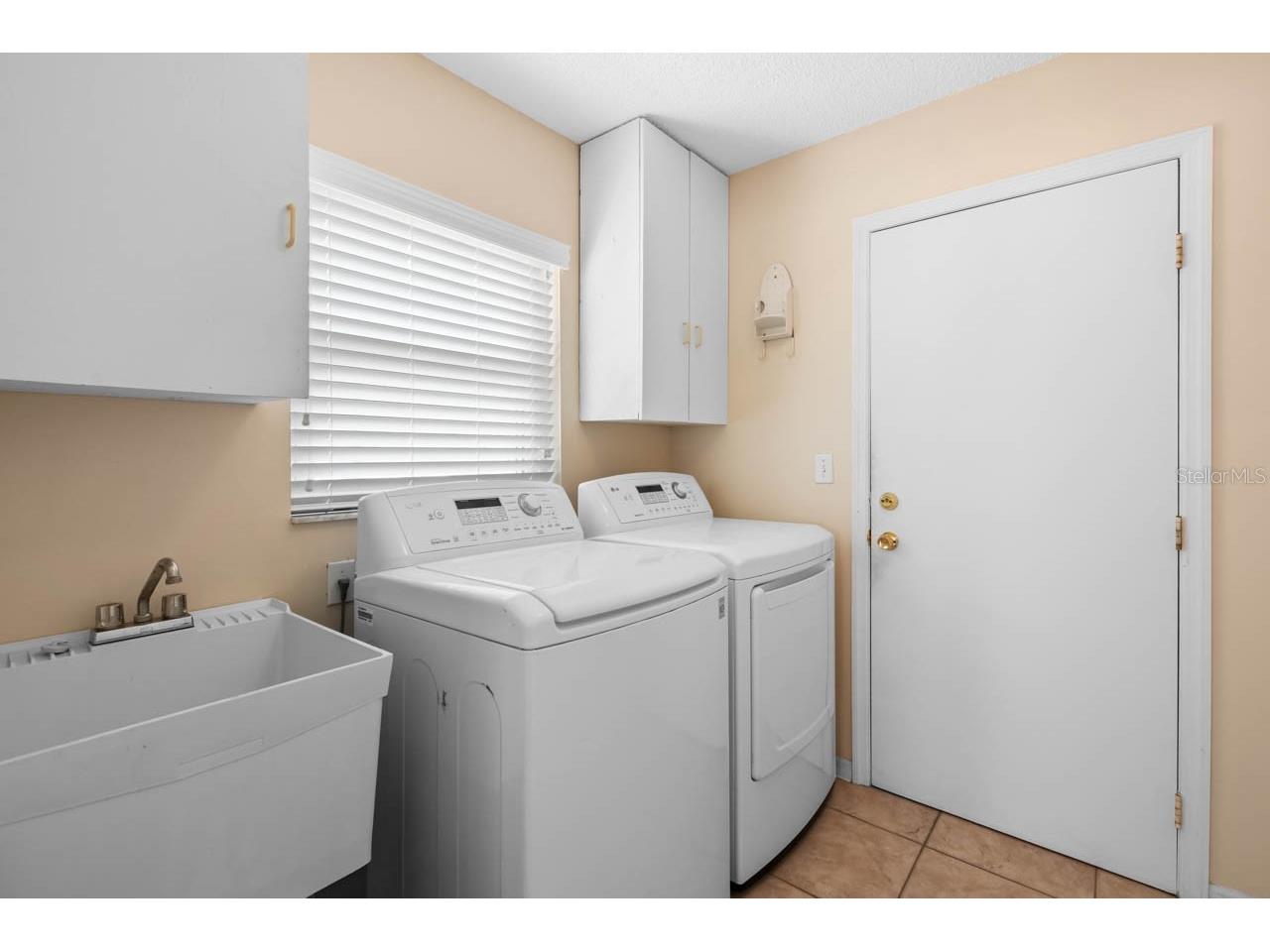 327 Caloosa Woods Lane Sun City Center FL 33573 TB8487945 image16