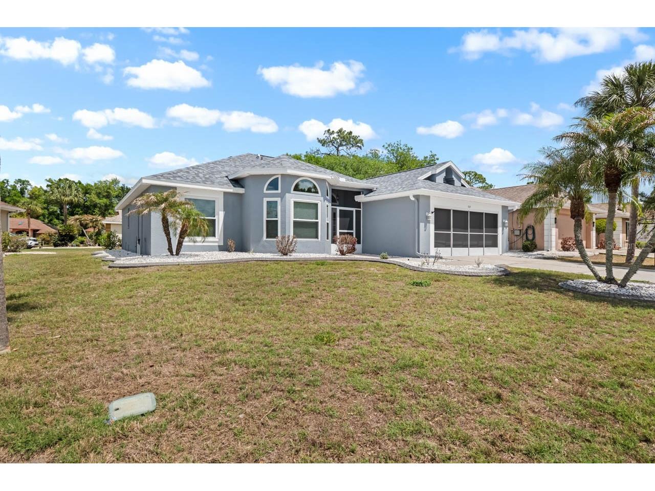 327 Caloosa Woods Lane Sun City Center FL 33573 TB8487945 image2