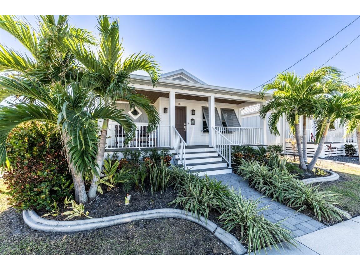 327 Harvey Street Punta Gorda FL 33950 C7501284 image1