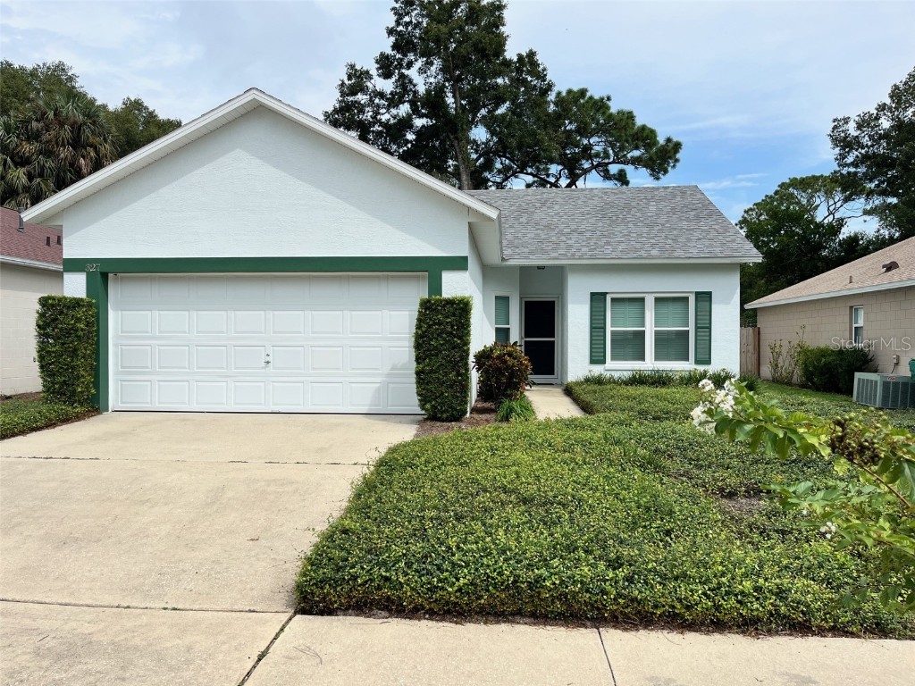 327 Heritage Estates Lane Deland FL 32720 V4938502 image1