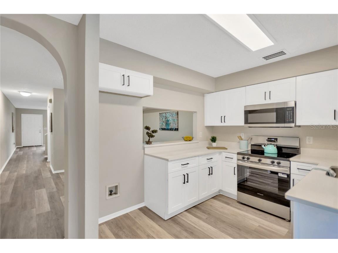 327 Kensington Lake Circle Brandon FL 33511 TB8425451 image3