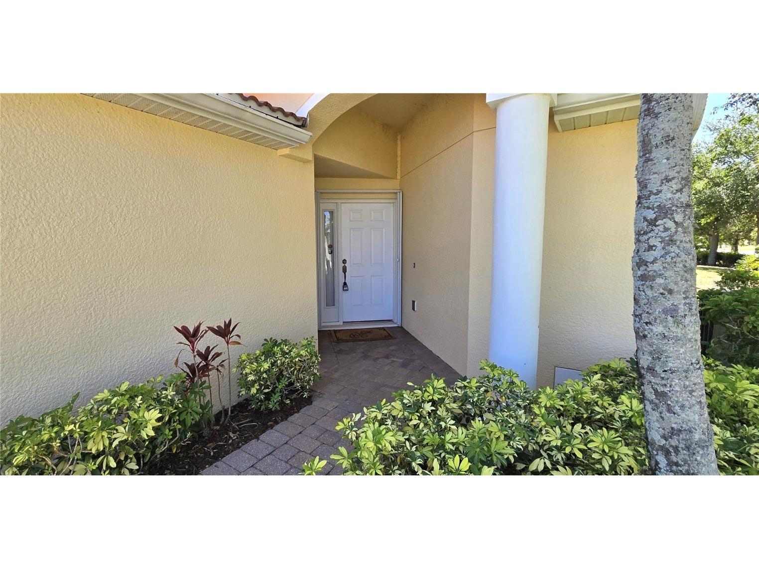 327 Monaco Drive #12 Punta Gorda FL 33950 C7508658 image2