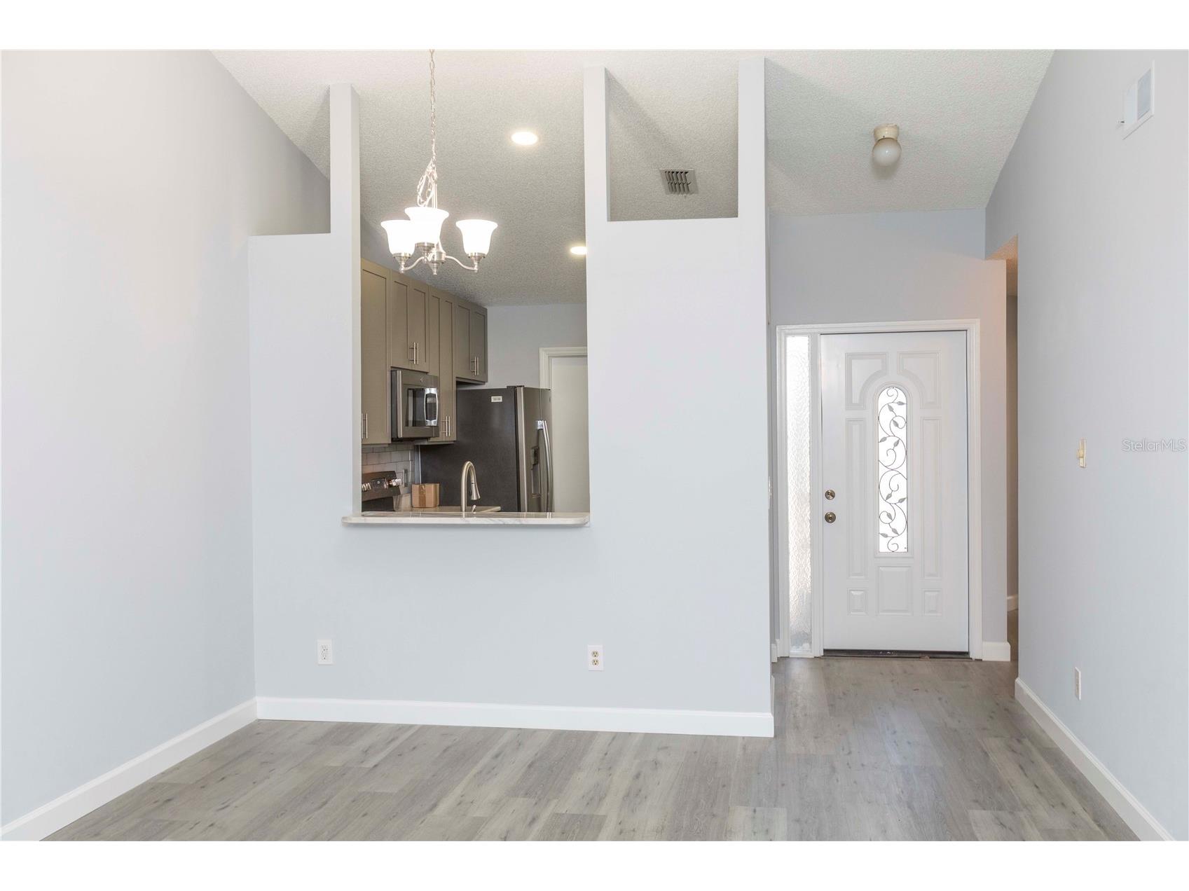 327 Phlox Drive #327 Palm Harbor FL 34684 W7885784 image6